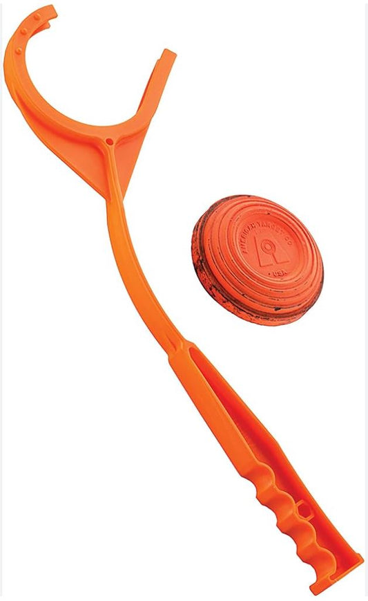 BUFFALO RIVER HAND CLAY THROWER