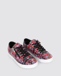 UP BEAT BLACK FLORAL  SHOE